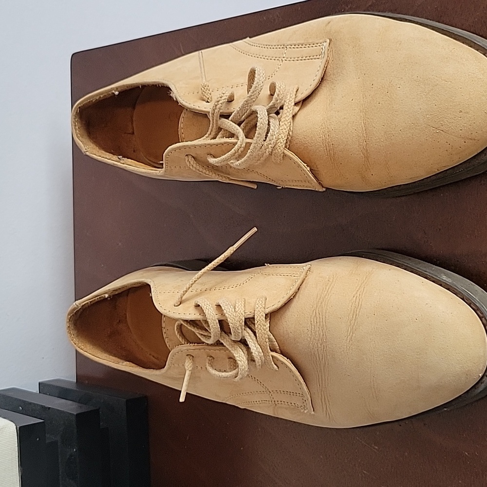 Men's shoes